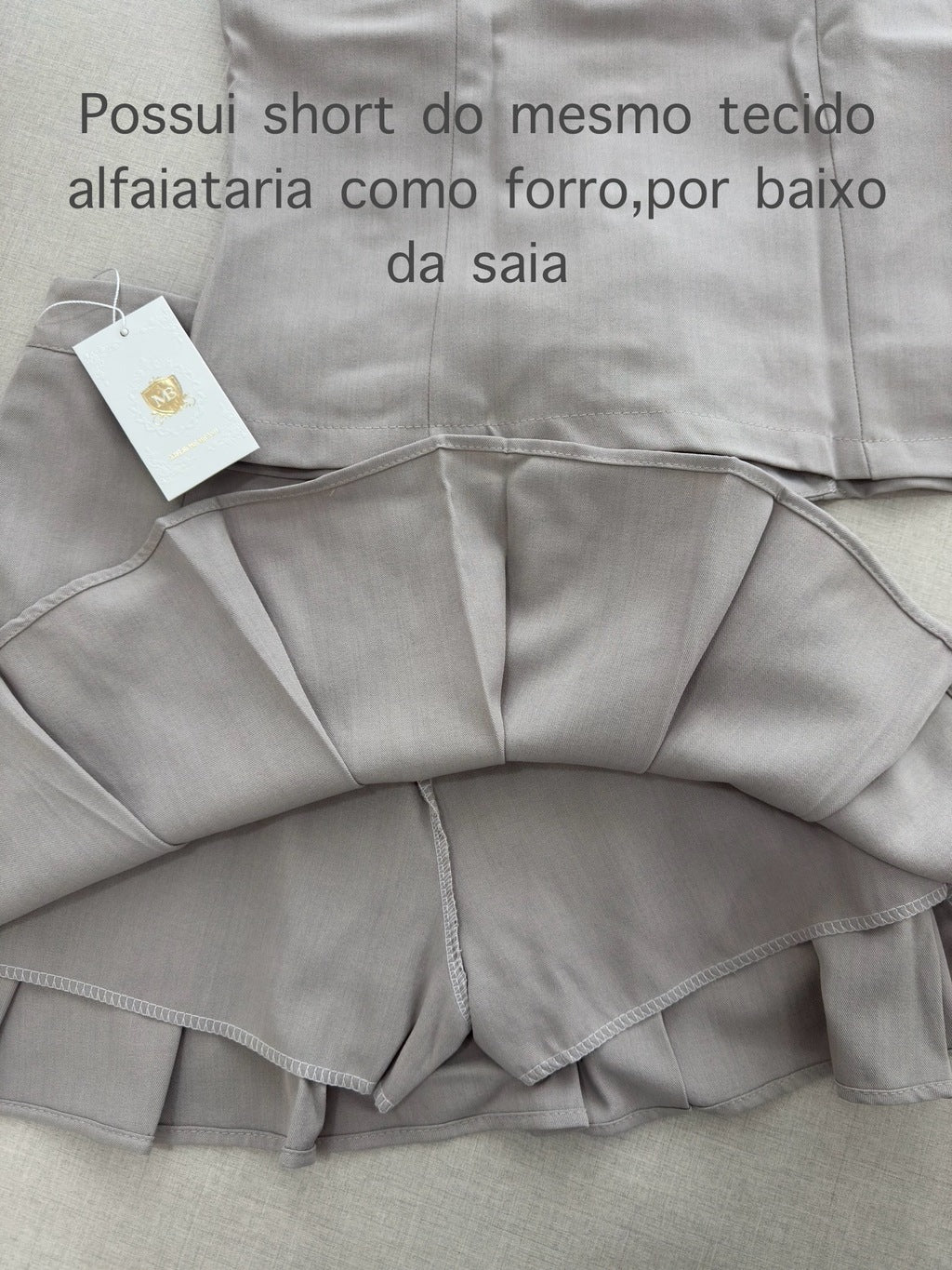 Conjunto Colete e Saia Rodada Alfaiataria FF-CON-016-CSS-547 *Pacote: 75 R$ *Atacado: R$ 90