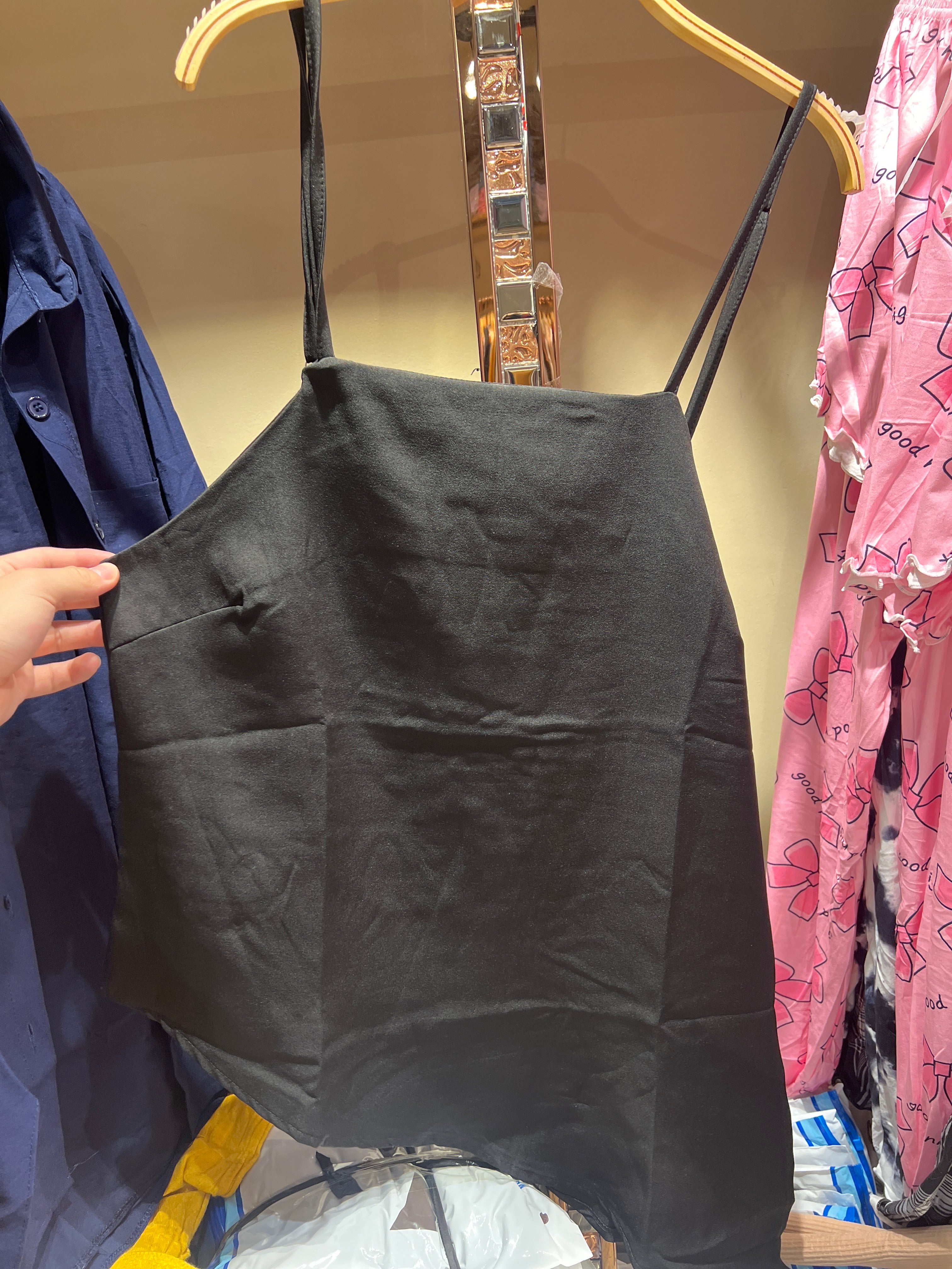 Limpa Estoque Amostra-Regata Feminina,cor preta,tamanho G-R$40,00