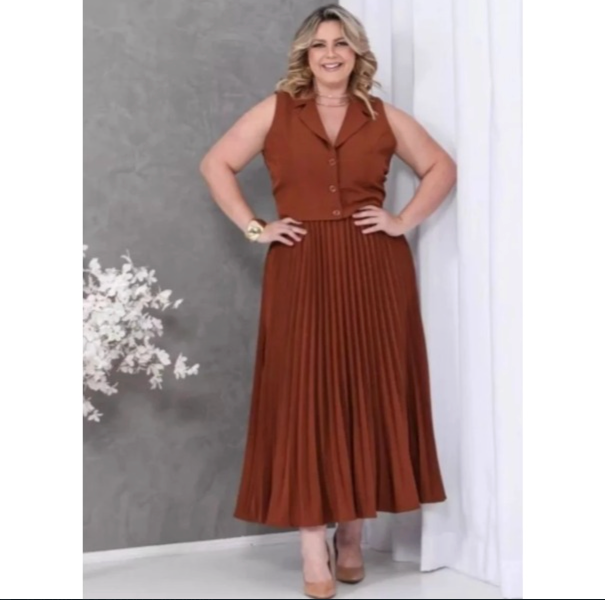 Conjunto Colete e Saia Plus Size Alfaiataria Premium FF-CON-017-CSS-527 *Pacote: R$ 120 *Atacado: R$ 150