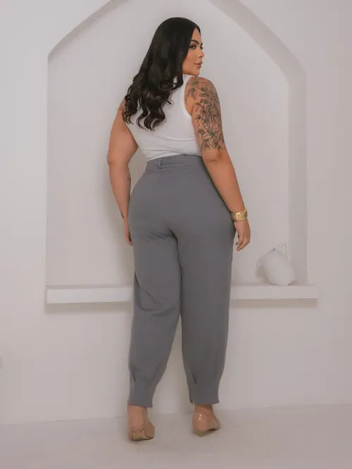 Calça Cenoura Plus Size Alfaiataria XY-481 *Atacado: R$ 55