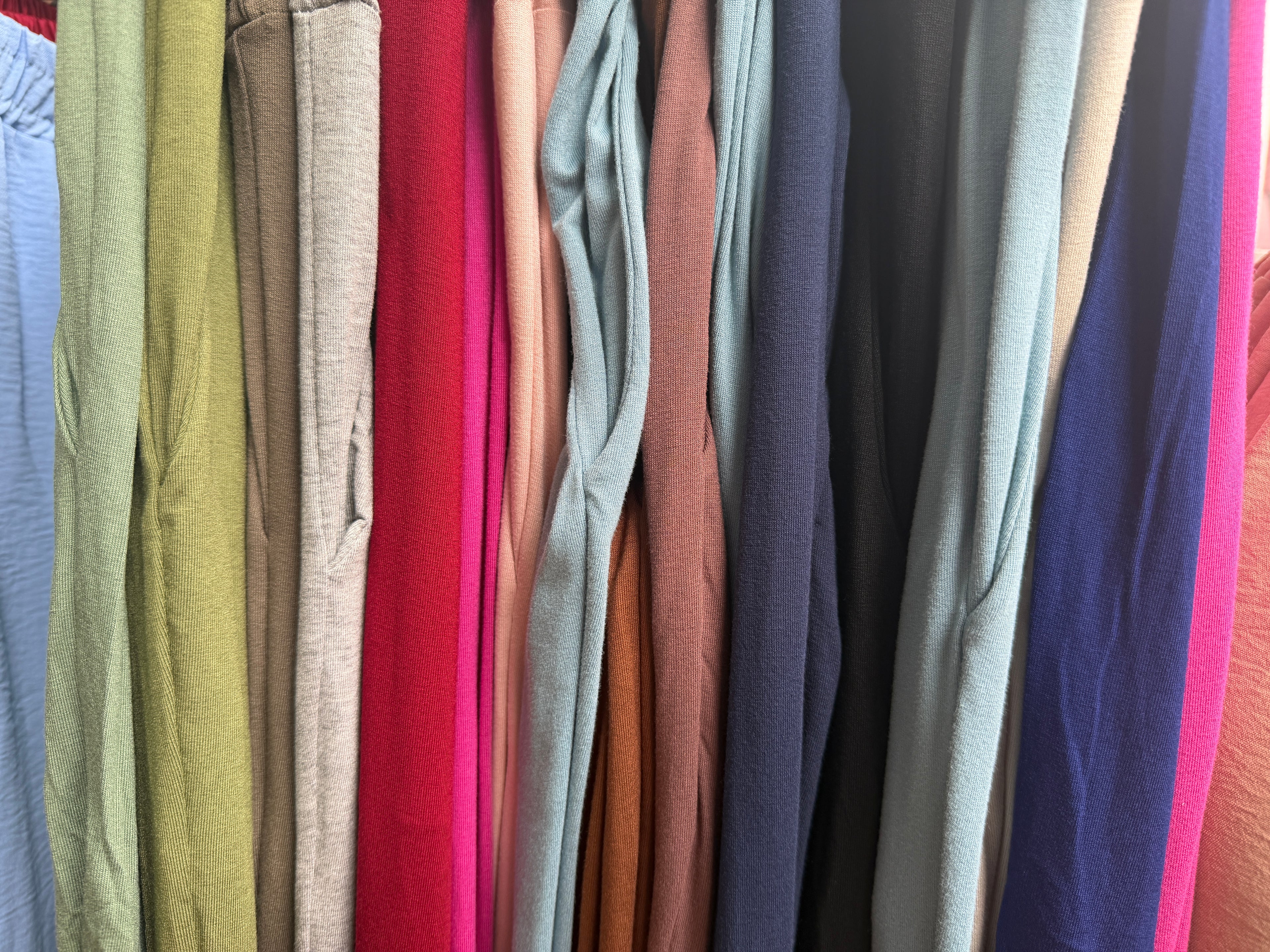 Calça Moletinho Corolido M G GG *Pacote: R$ 25  *Atacado: R$ 25