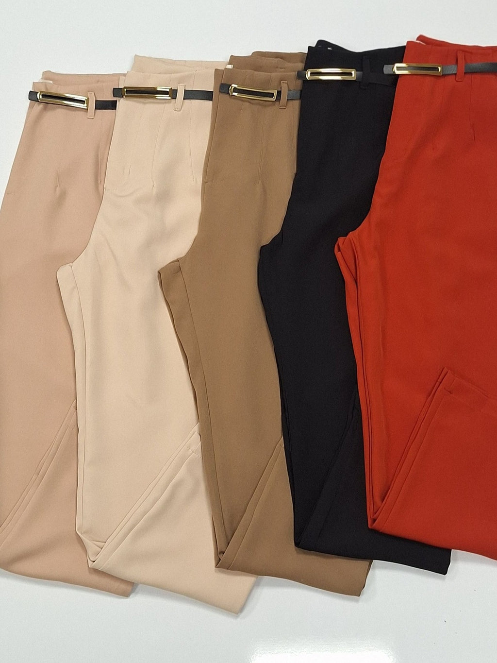 Calça Reta Alfaiataria com Cinto FF-CAL-043-XY-465-1 *Pacote: R$ 50 *Atacado: R$ 55
