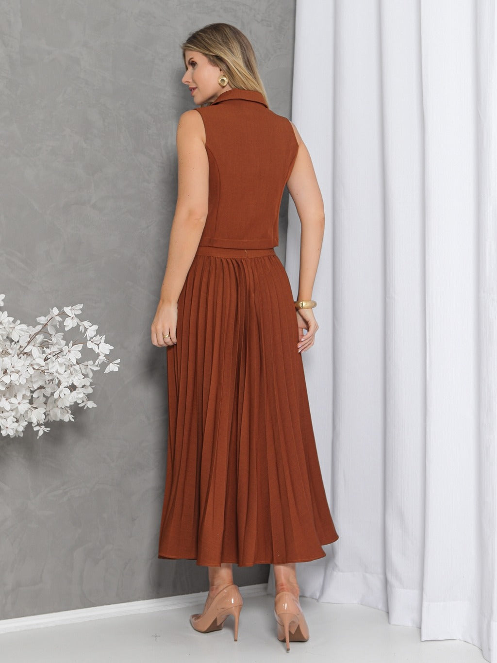 Conjunto Colete e Saia Plissado Alfaiataria Luis Twill FF-CON-079-CSS-528 *Pacote: R$ 95 *Atacado: R$ 130